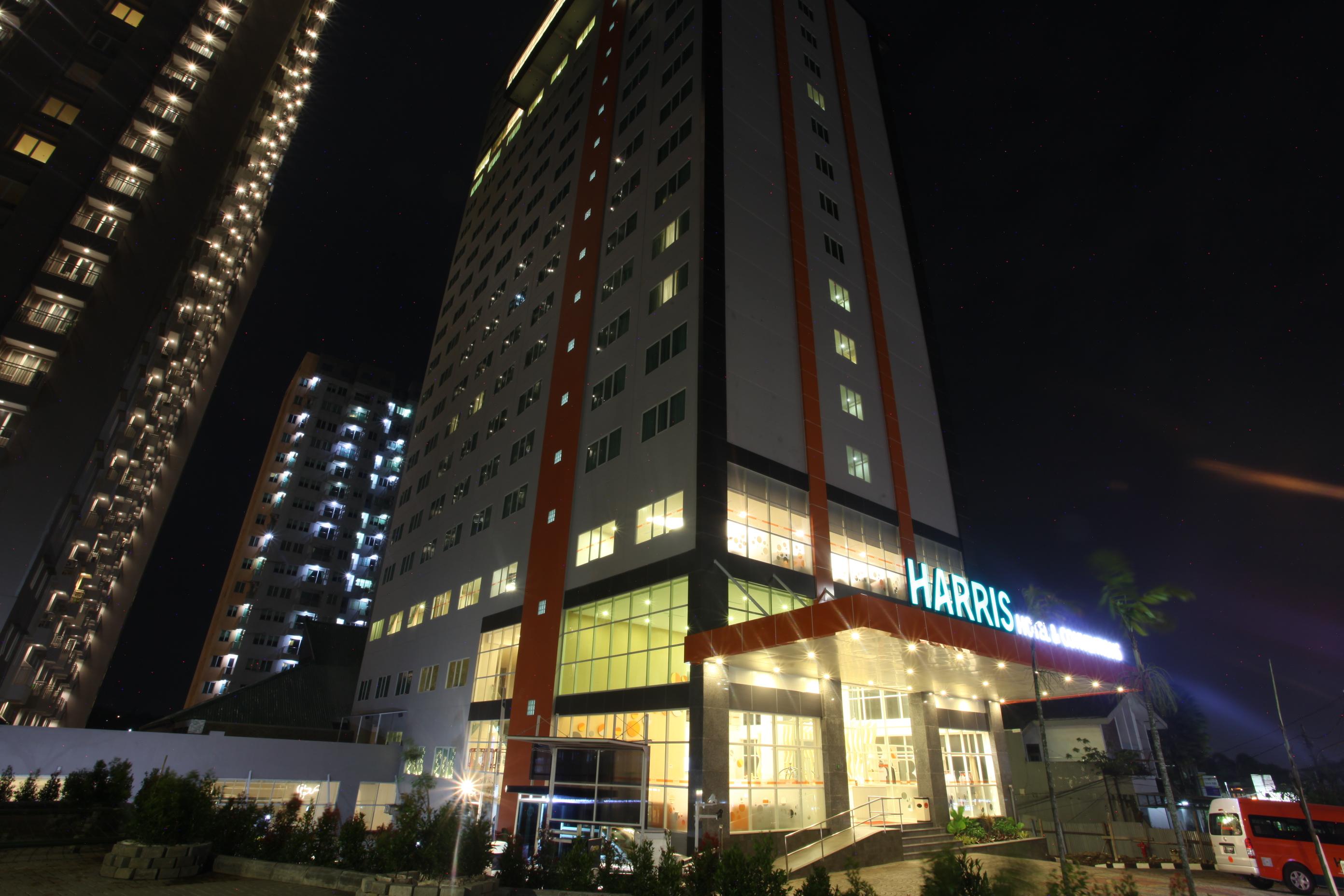 HARRIS Hotel & Conventions Ciumbuleuit - Bandung Buitenkant foto