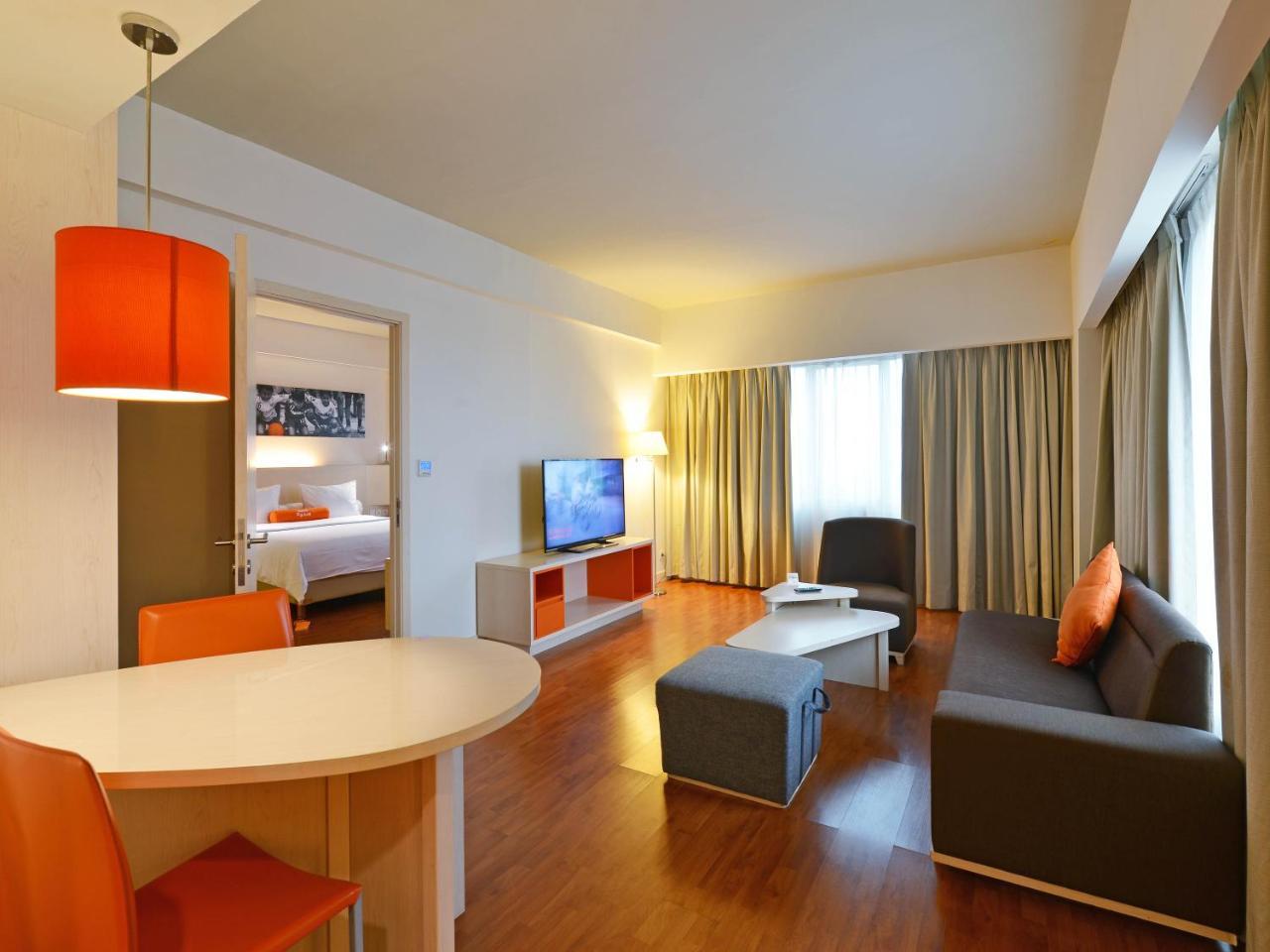 HARRIS Hotel & Conventions Ciumbuleuit - Bandung Buitenkant foto