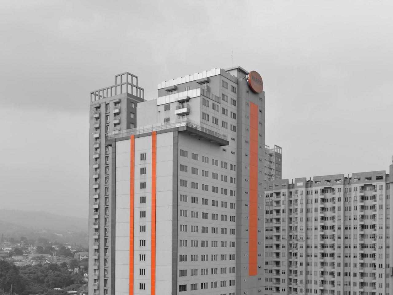 HARRIS Hotel & Conventions Ciumbuleuit - Bandung Buitenkant foto